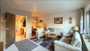 Wohn - und Esszimmer