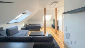 Zimmer Dachgeschoss mit Ankleide