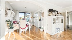 Wohnzimmer und Essbereich