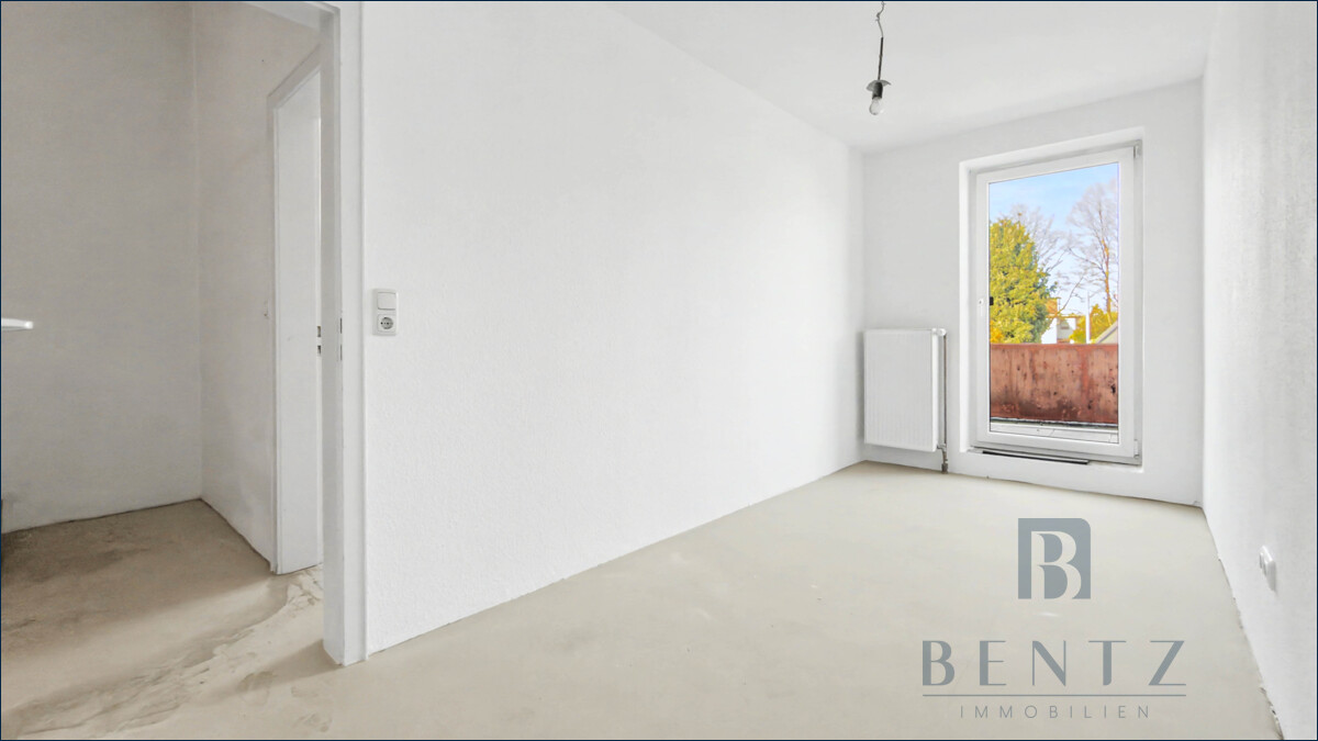 Schlafzimmer Obergeschoss mit Balkon