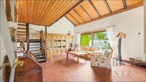 Lichtdurchfluteter Wohnbereich