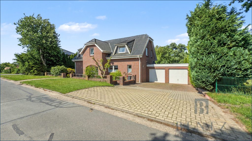 Straßenansicht