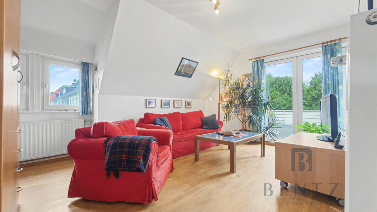 Zimmer mit Zugang zur Dachterrasse