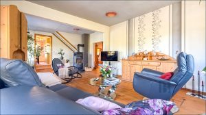 Wohnzimmer Hauptwohnung