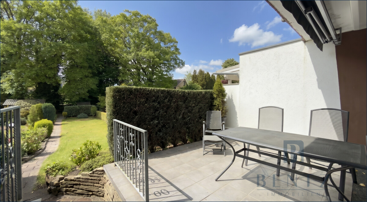 Terrasse und Garten