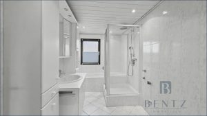 Badezimmer Dachgeschoss