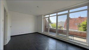 Wohnraum mit Balkonzugang - v2