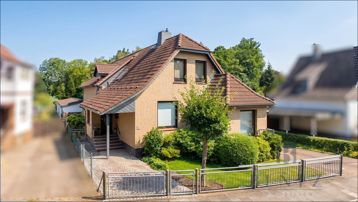 Straßenansicht