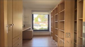 Büro EG