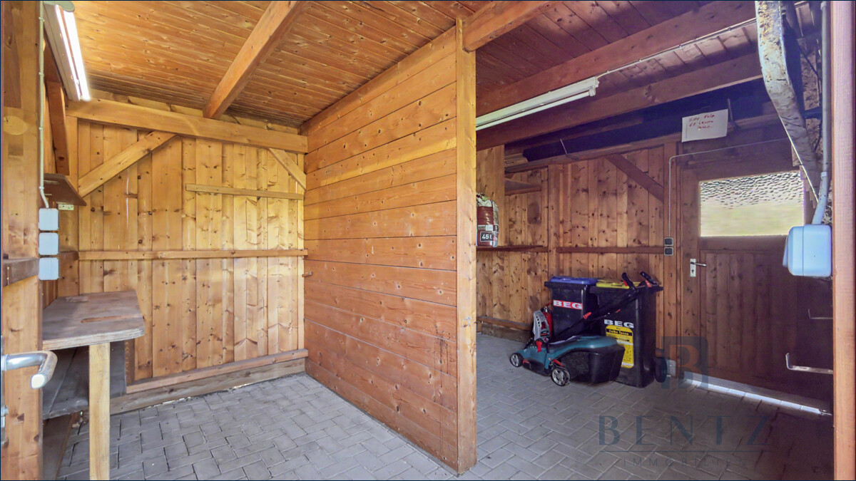 Abstellraum Carport