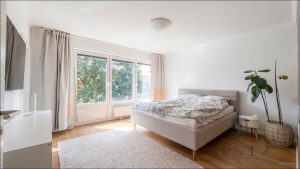 Schlafzimmer mit Ankleide Obergeschoss