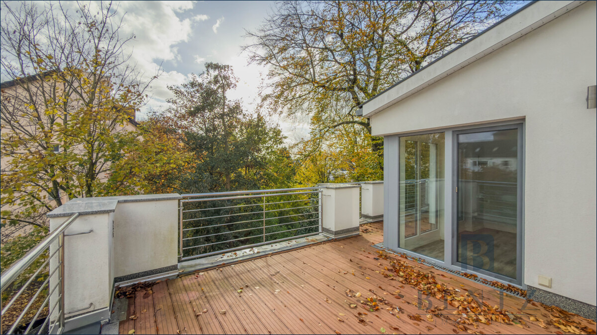 Terrasse Osten