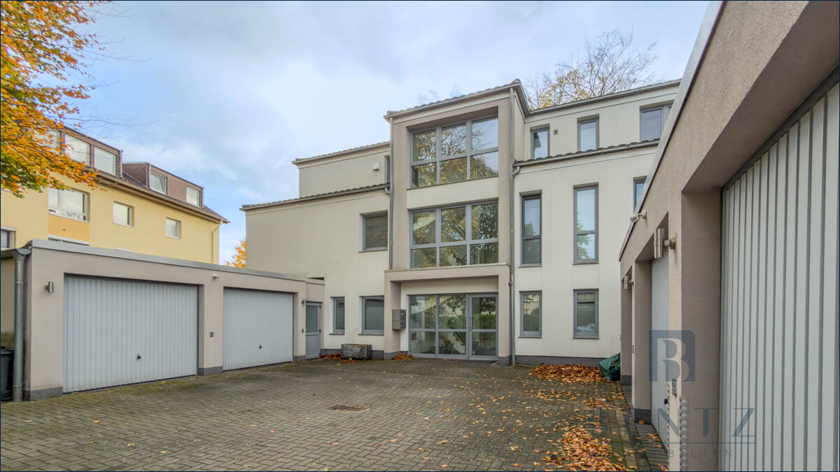 Garage / Eingang