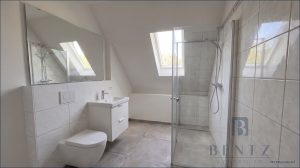 Badezimmer DG Einrichtungsbeispiel
