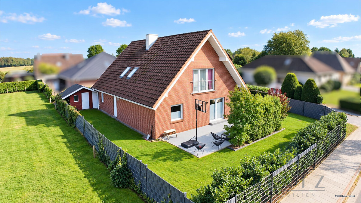 Gartenansicht mit Terrasse